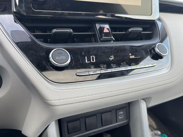 Photo of 2024 Blue Crush Metallic Toyota Corolla Cross