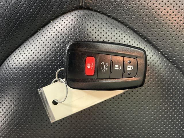 Photo of 2020 Blizzard Pearl Toyota Highlander
