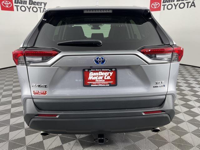 Photo of 2023 Silver Sky Metallic Toyota RAV4 Hybrid