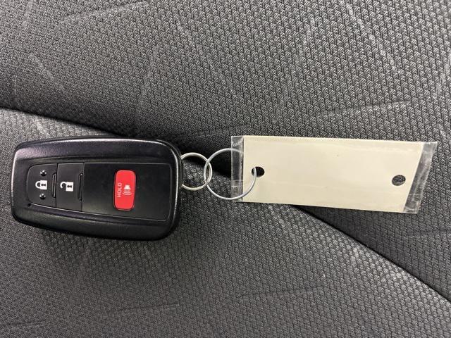 Photo of 2023 Silver Sky Metallic Toyota RAV4 Hybrid