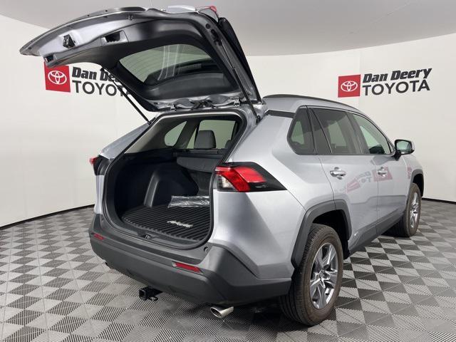 Photo of 2023 Silver Sky Metallic Toyota RAV4 Hybrid