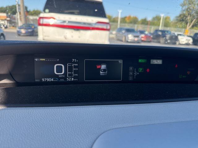 Photo of 2018 Blizzard Pearl Toyota Prius