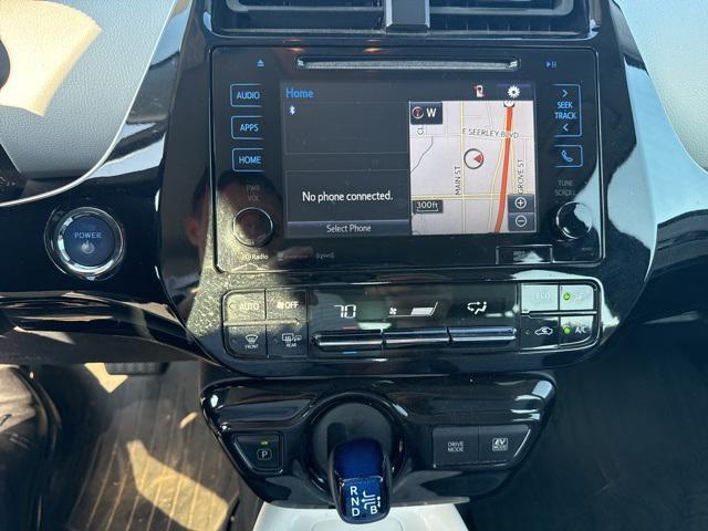Photo of 2018 Blizzard Pearl Toyota Prius