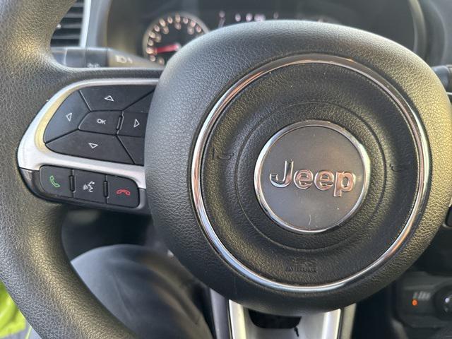 Photo of 2018 Hypergreen Clearcoat Jeep Renegade