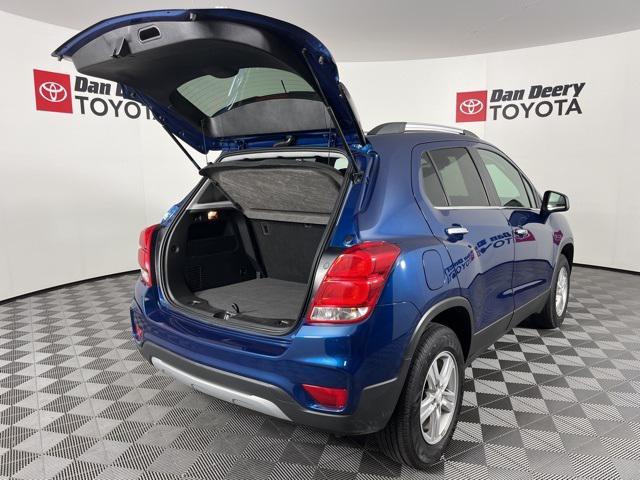 Photo of 2020 Pacific Blue Metallic Chevrolet Trax