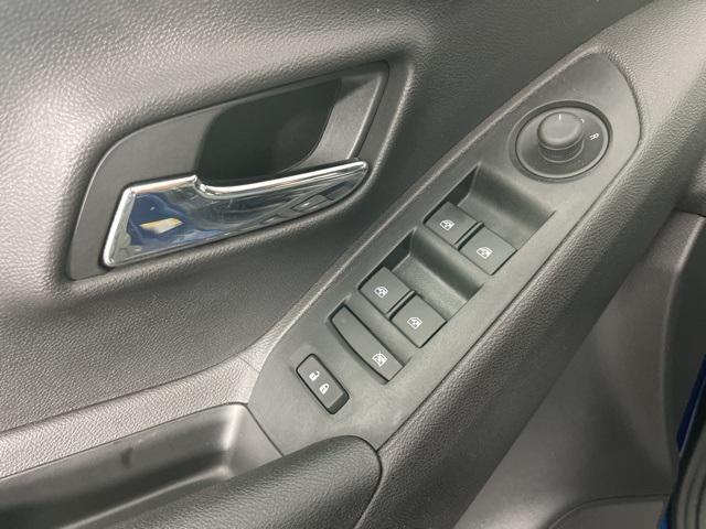 Photo of 2020 Pacific Blue Metallic Chevrolet Trax
