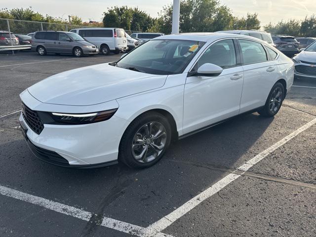 Photo of 2023 Platinum White Pearl Honda Accord