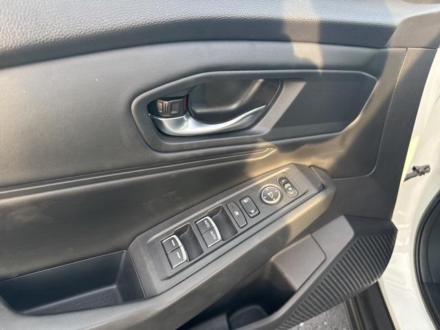 Photo of 2023 Platinum White Pearl Honda Accord
