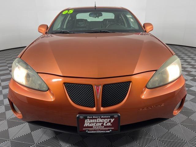 Photo of 2005 Fusion Orange Metallic Pontiac Grand Prix