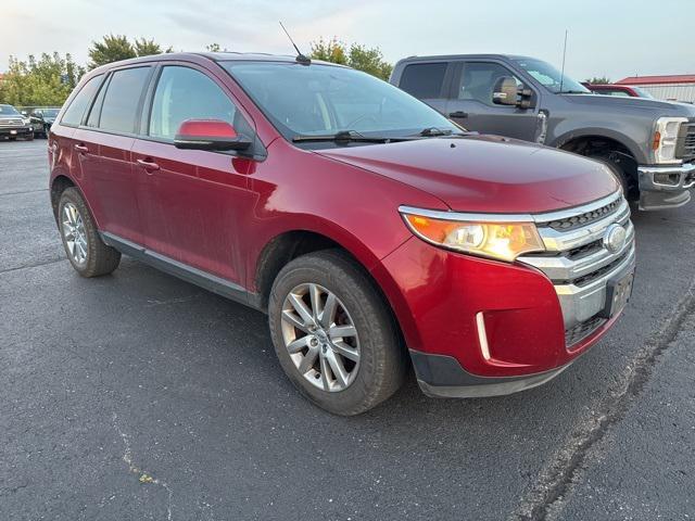 Photo of 2013 Ruby Red Metallic Ford Edge