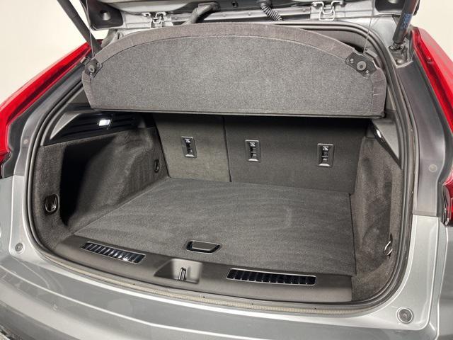 Photo of 2024 Argent Silver Metallic Cadillac XT4