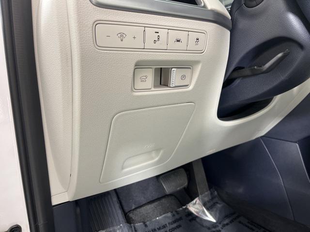Photo of 2022 Hyper White Hyundai PALISADE