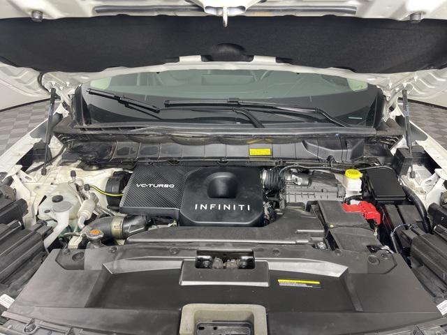 Photo of 2025 Majestic White/Black Obsidian INFINITI QX60