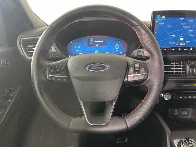 Photo of 2024 Carbonized Gray Metallic Ford Escape