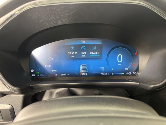 Photo of 2024 Carbonized Gray Metallic Ford Escape