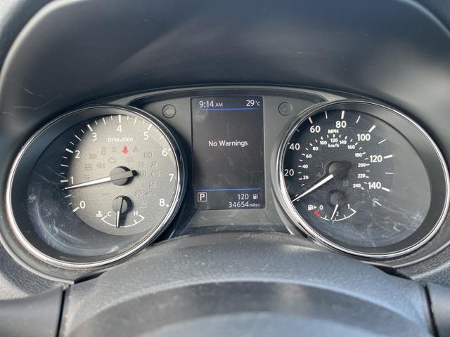 Photo of 2020 Magnetic Black Pearl Nissan Rogue