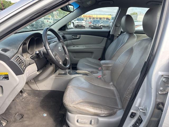 Photo of 2009 Silver Kia Optima