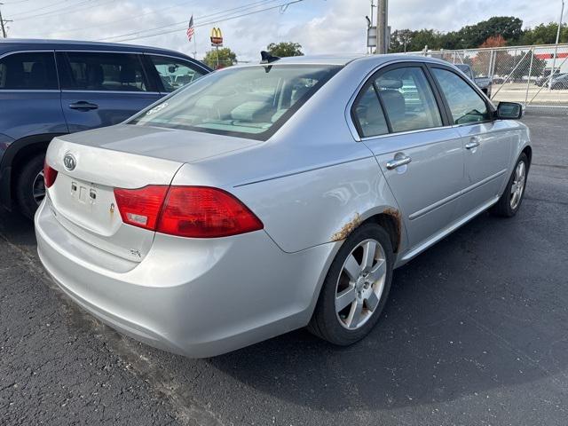 Photo of 2009 Silver Kia Optima
