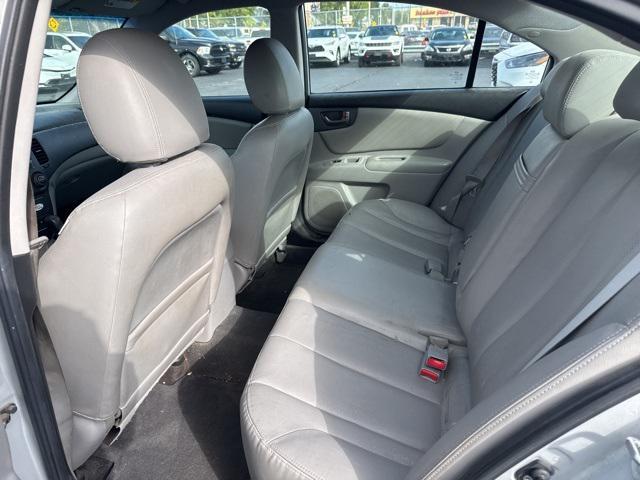 Photo of 2009 Silver Kia Optima