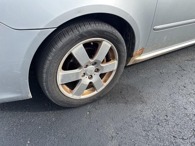 Photo of 2009 Silver Kia Optima