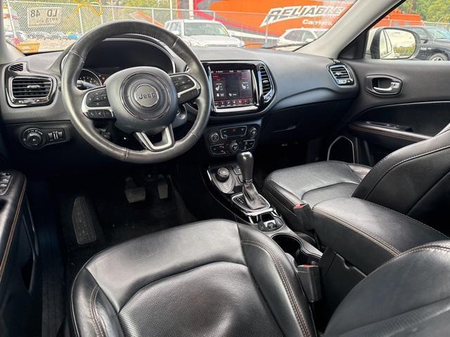Photo of 2019 White Clearcoat Jeep Compass