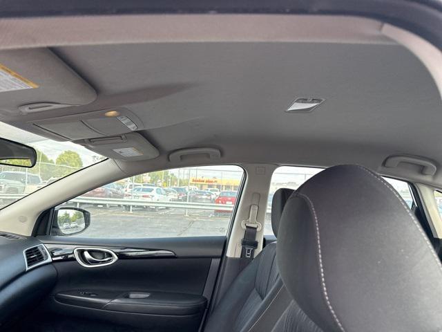 Photo of 2017 Aspen White Nissan Sentra