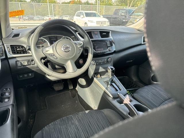 Photo of 2017 Aspen White Nissan Sentra