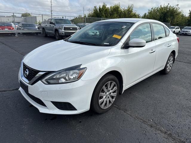 Photo of 2017 Aspen White Nissan Sentra