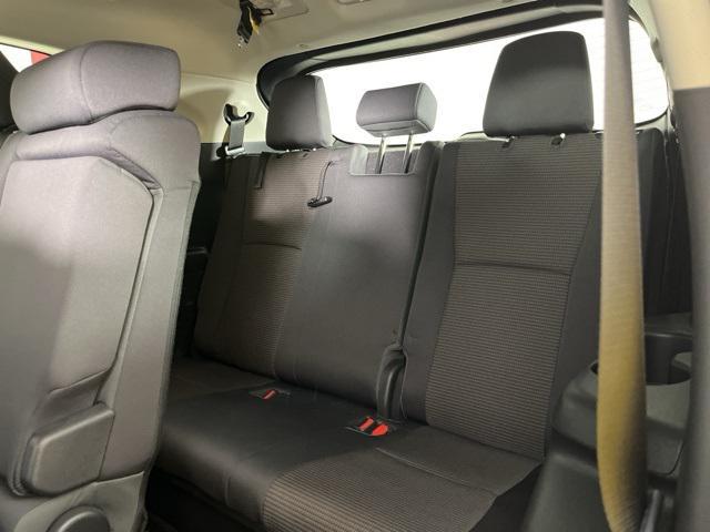 Photo of 2023 Celestial Silver Metallic Toyota Highlander