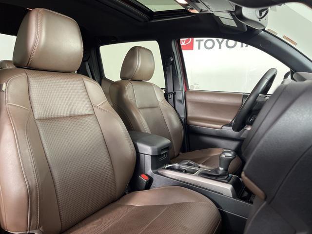 Photo of 2017 Barcelona Red Metallic Toyota Tacoma