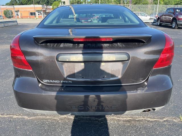 Photo of 2008 Dark Mocha Metallic Pontiac Grand Prix