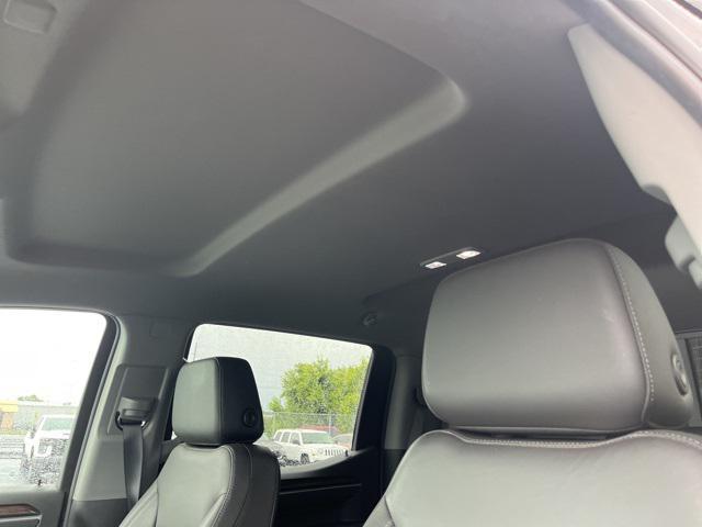 Photo of 2022 Black Chevrolet Silverado 1500