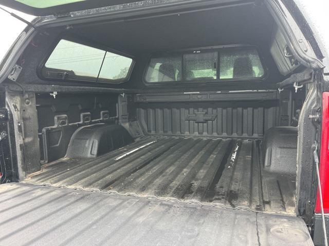 Photo of 2022 Black Chevrolet Silverado 1500