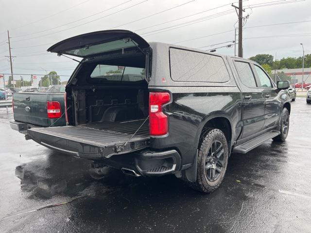 Photo of 2022 Black Chevrolet Silverado 1500