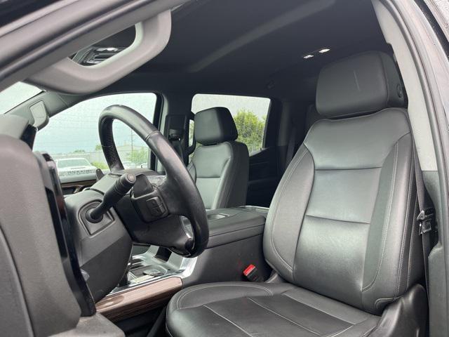 Photo of 2022 Black Chevrolet Silverado 1500