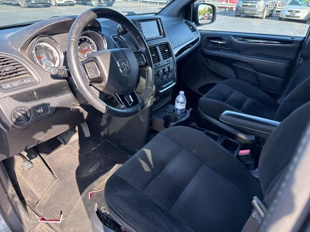 Photo of 2017 Billet Clearcoat Dodge Grand Caravan
