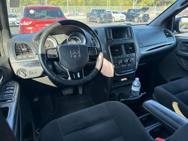 Photo of 2017 Billet Clearcoat Dodge Grand Caravan