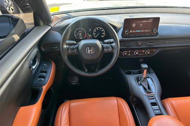 Photo of 2024 Nordic Forest Pearl Honda HR-V