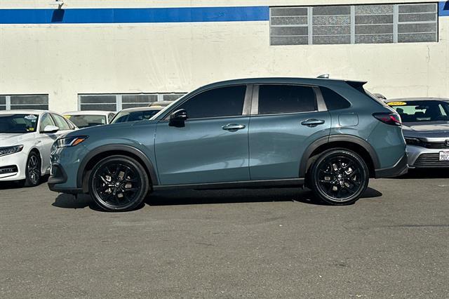 Photo of 2024 Nordic Forest Pearl Honda HR-V