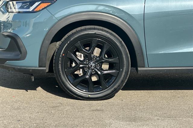 Photo of 2024 Nordic Forest Pearl Honda HR-V