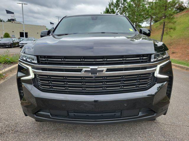 Photo of 2022 Black Chevrolet Suburban