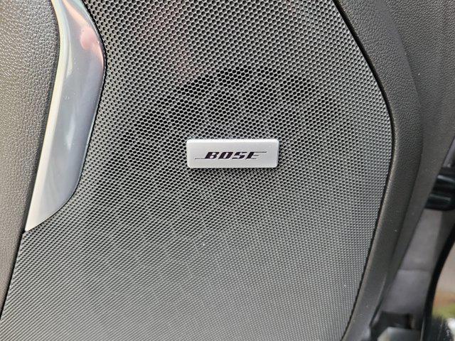Photo of 2022 Black Chevrolet Suburban