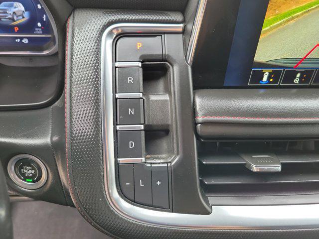 Photo of 2022 Black Chevrolet Suburban