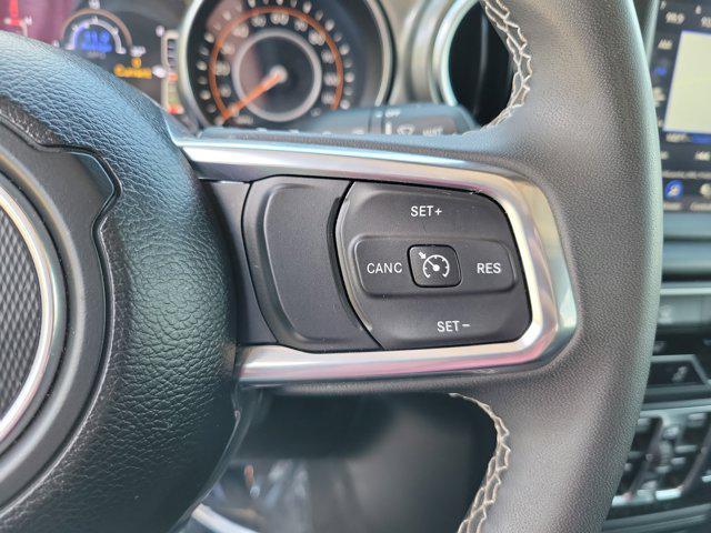 Photo of 2023 Black Clearcoat Jeep Gladiator
