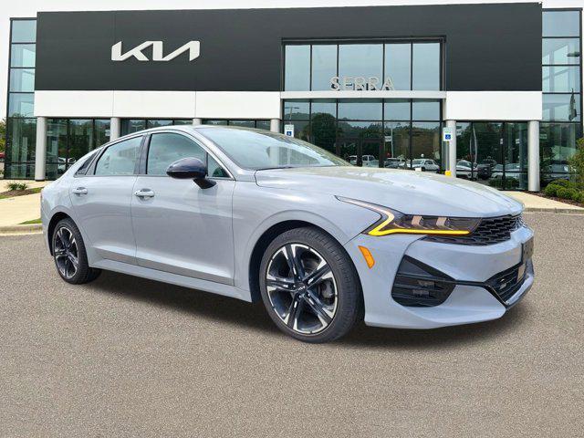 2022 Kia K5