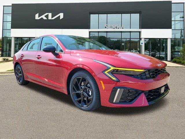 Photo of 2026 Runway Red Kia K5