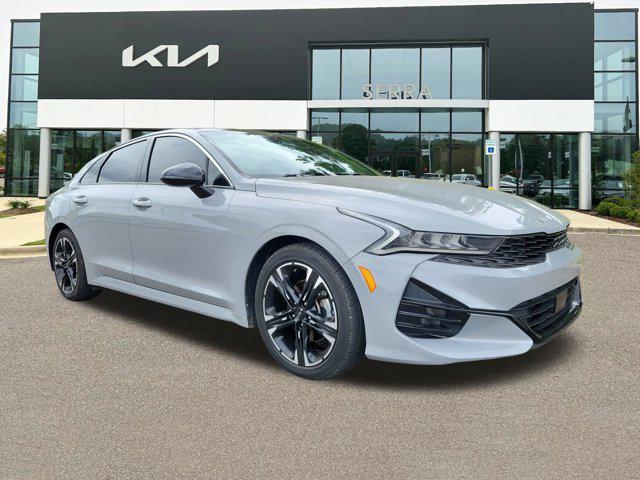 2022 Kia K5