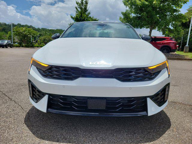 Photo of 2025 Snow White Pearl Kia K5