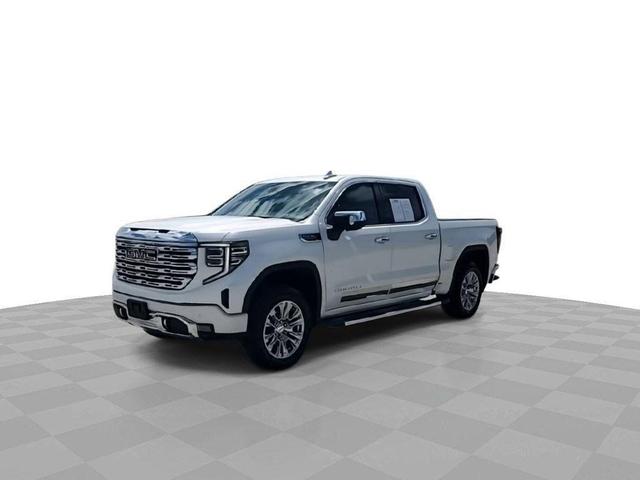 Photo of 2022 White Frost Tricoat GMC Sierra 1500