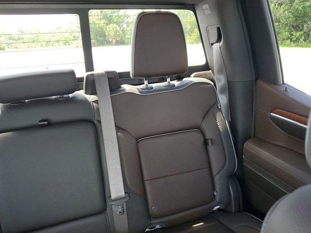 Photo of 2022 White Frost Tricoat GMC Sierra 1500